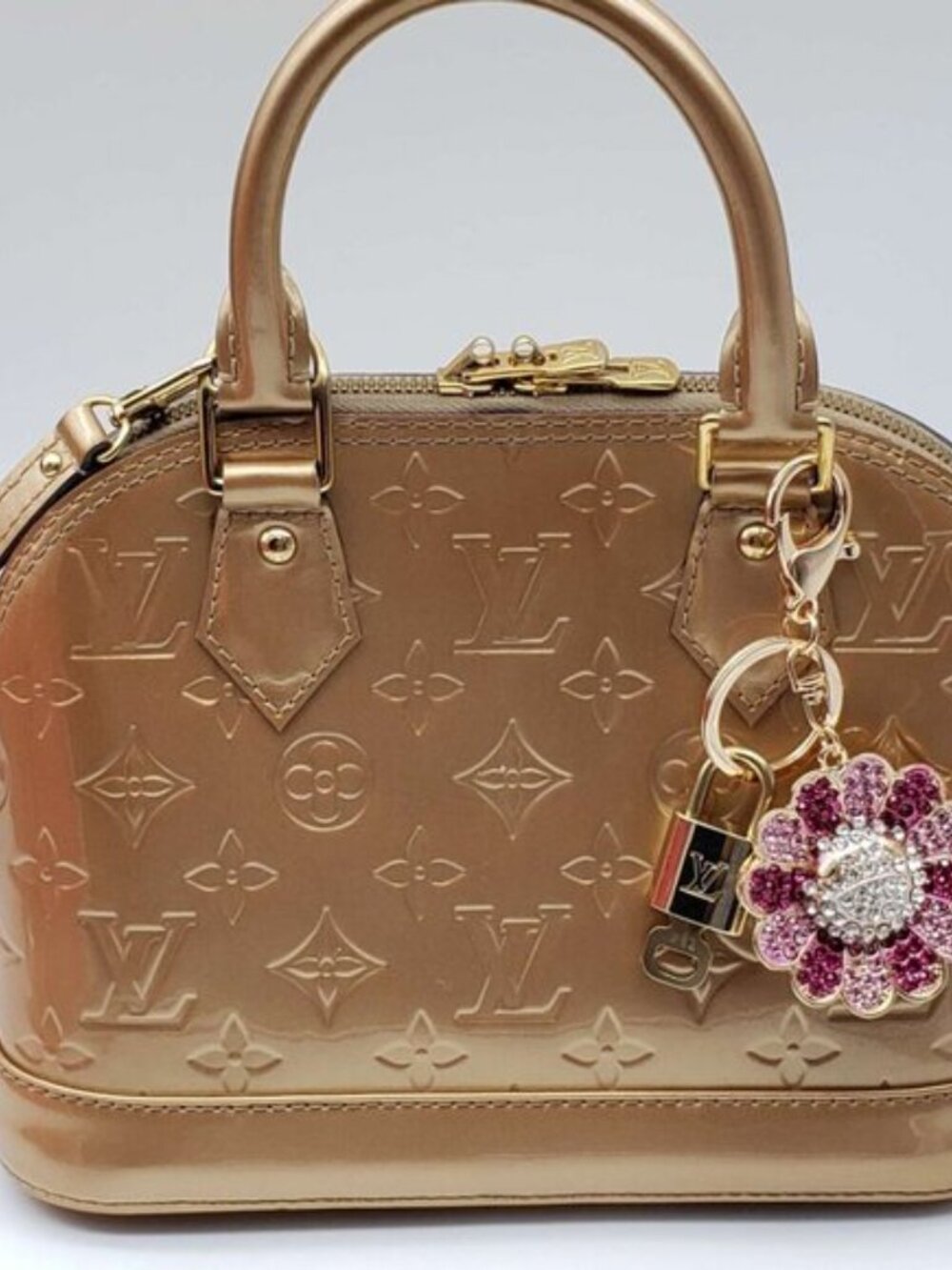 Louis Vuitton Gold Padlock 🔒 Key Set Authentic LV w/ Unbranded Flower Keychain - Picture 7 of 7